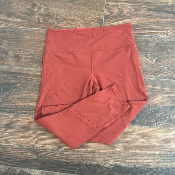 Athleta It's A Wrap 7/8 Leggings - Picture 5 of 11